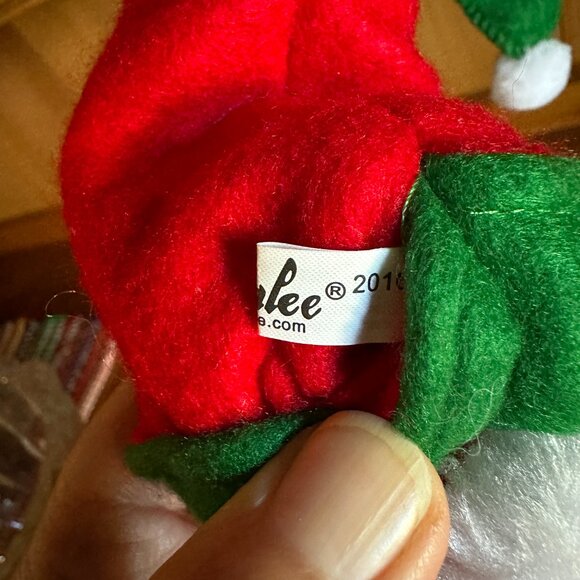 Collectible Annalee Green 2017 Posable Mischievous Elf 17 inches - Picture 8 of 13